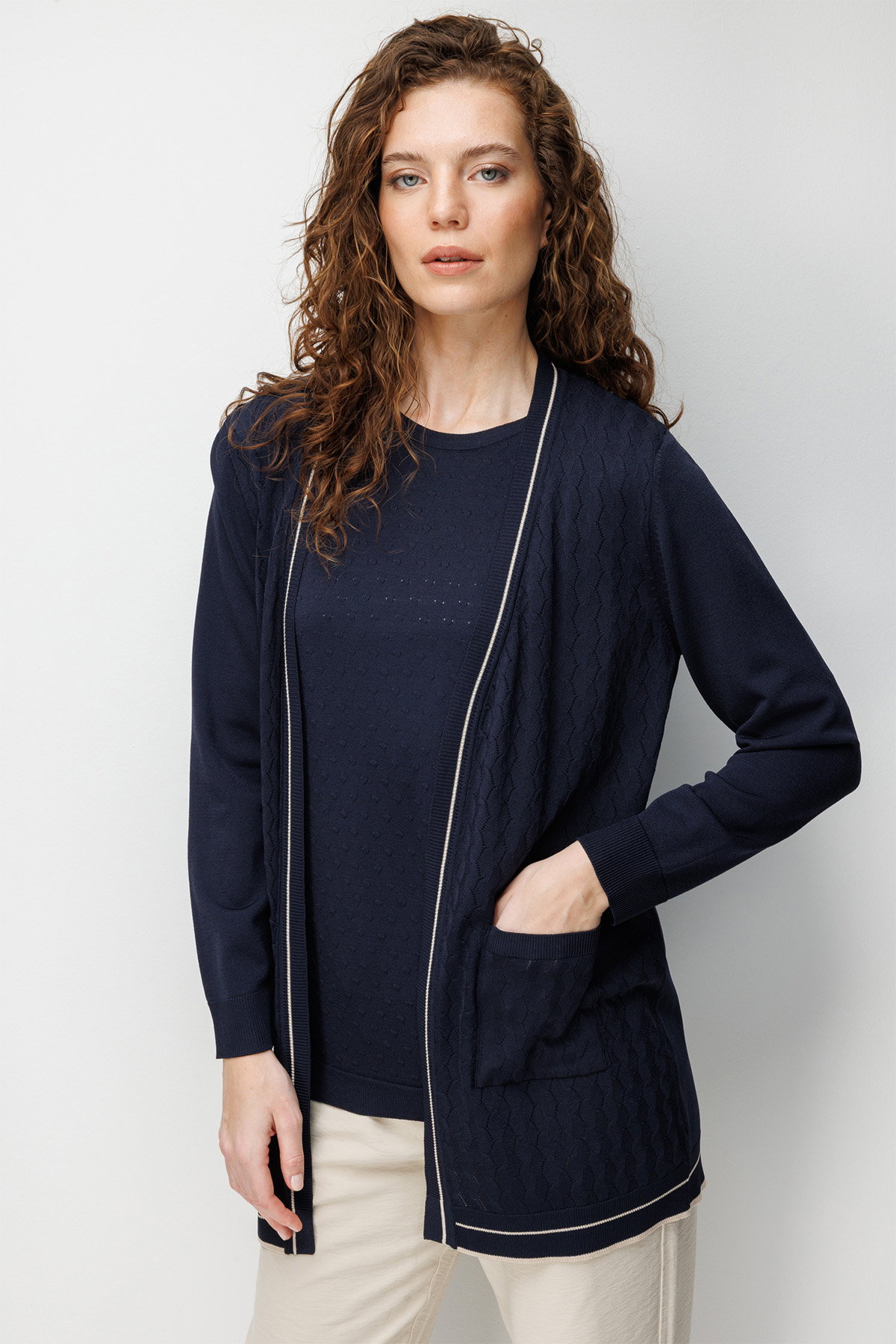 Desen Triko Kadın V Yaka Ajurlu Önü Açık İnce Triko Hırka 26357 Lacivert - 1