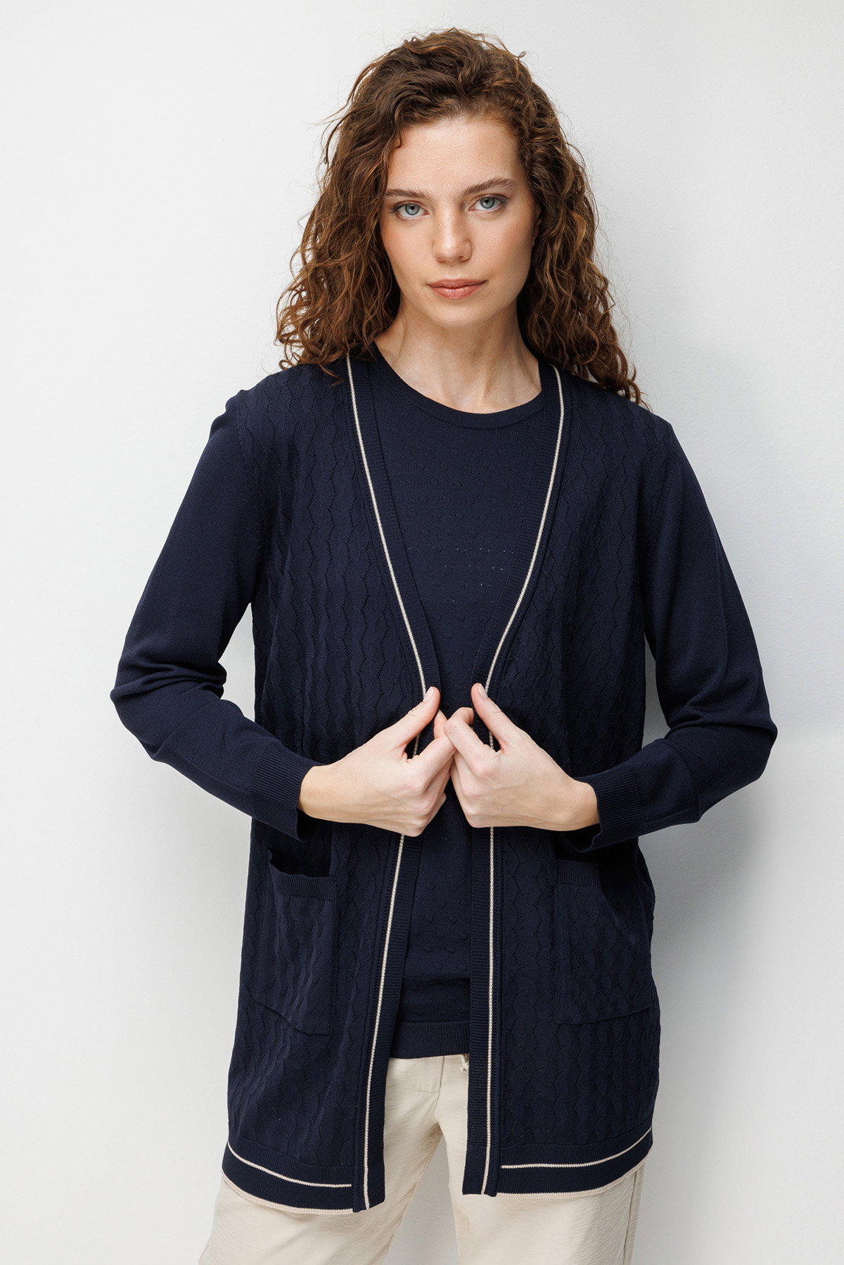 Desen Triko Kadın V Yaka Ajurlu Önü Açık İnce Triko Hırka 26357 Lacivert - 3