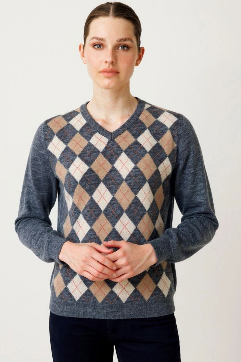 Desen Triko Kadın V Yaka Baklavalı Yün Kazak 24034 Füme - Desen Triko