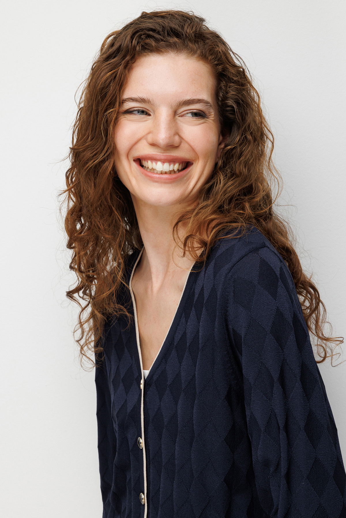 Desen Triko Kadın V Yaka Küçük Baklava Desenli İnce Triko Hırka 26360 Lacivert - 2