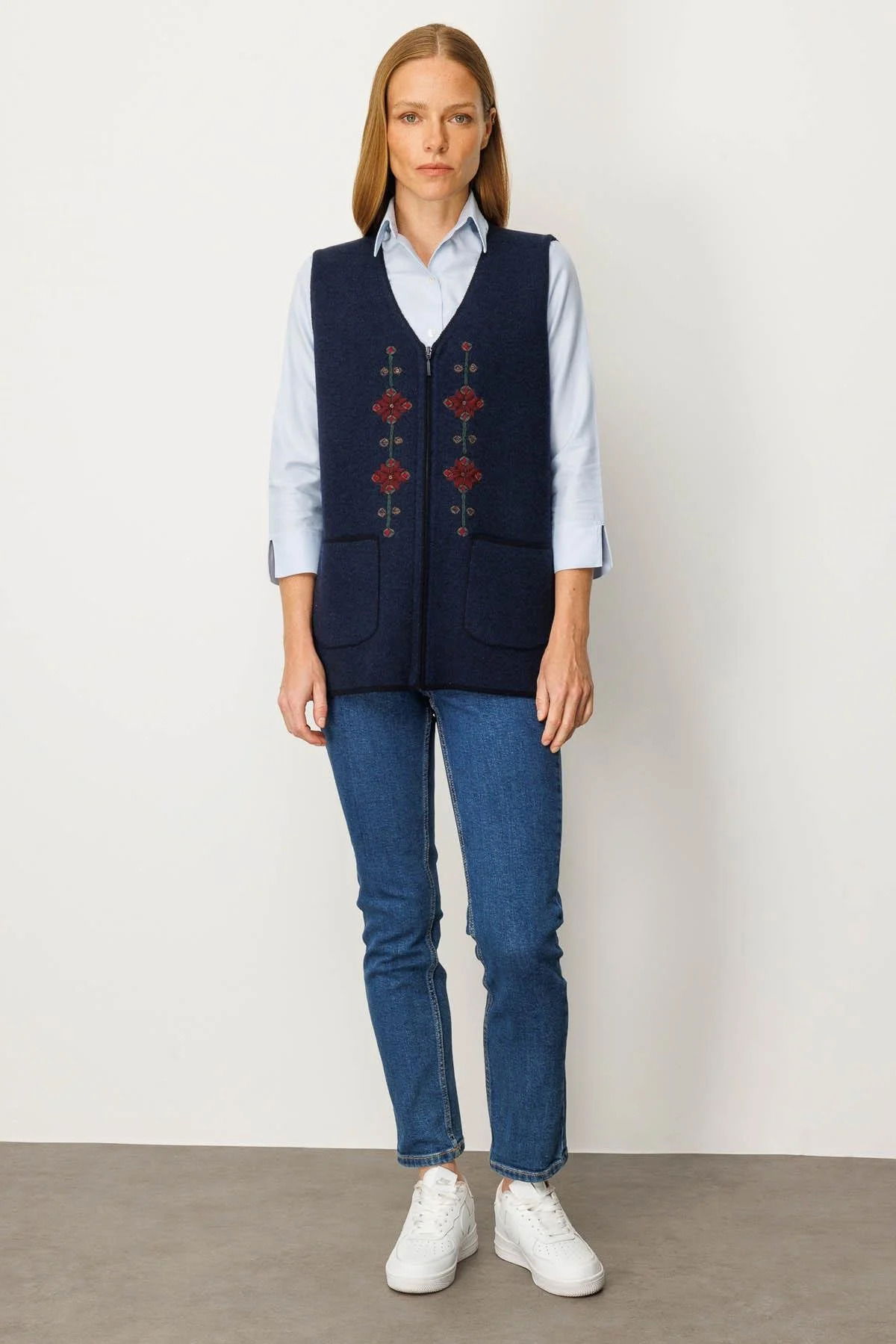 Desen Triko Kadın V Yaka Nakış İşlemeli Kısa Yün Yelek 25002 Koyu Lacivert - 3