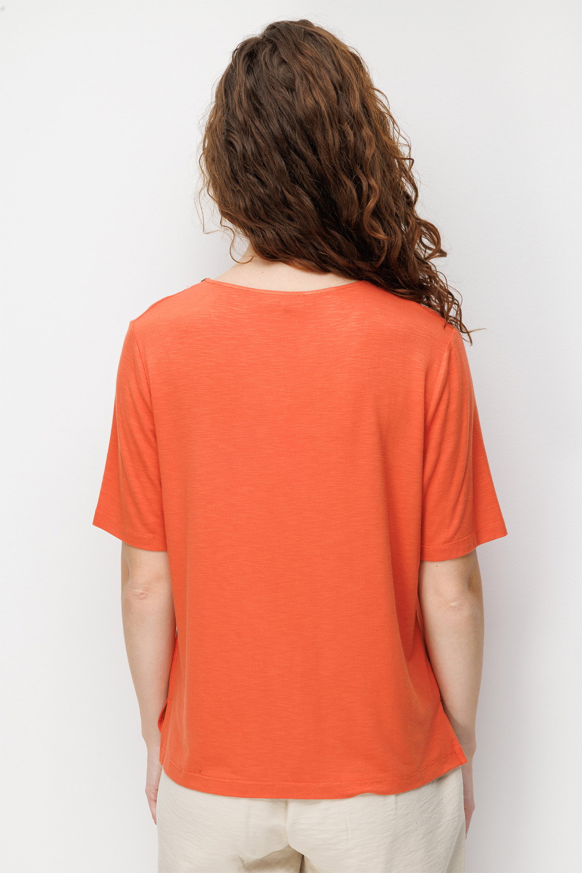 Desen Triko Kadın V Yaka Yakası İki Renkli İşlemeli Taşlı Penye T-Shirt 26844 Oranj - 4