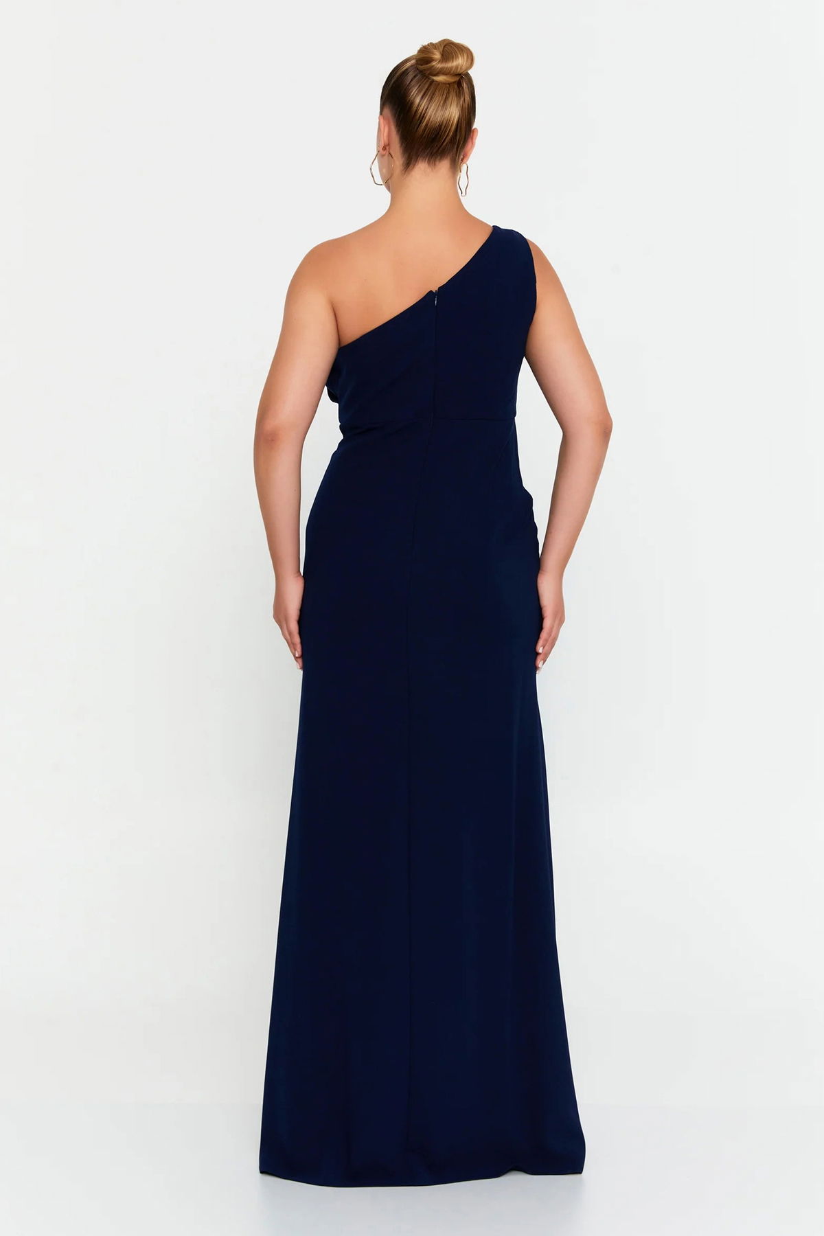 Doridorca Kadın Büyük Beden Tek Omuz Detaylı Derin Yırtmaçlı Abiye Elbise 7132 Lacivert - 4