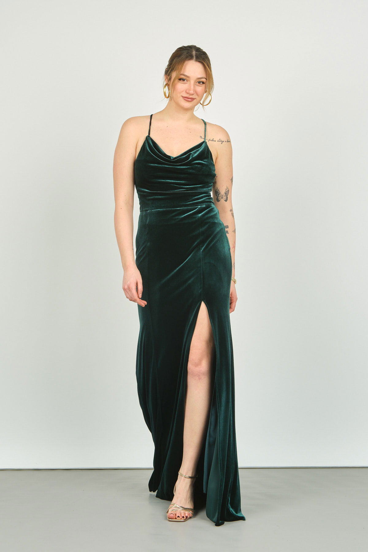 Doridorca Kadın Degaje Yaka Sırt Detaylı Kadife Abiye Elbise 3103 Yeşil - 1