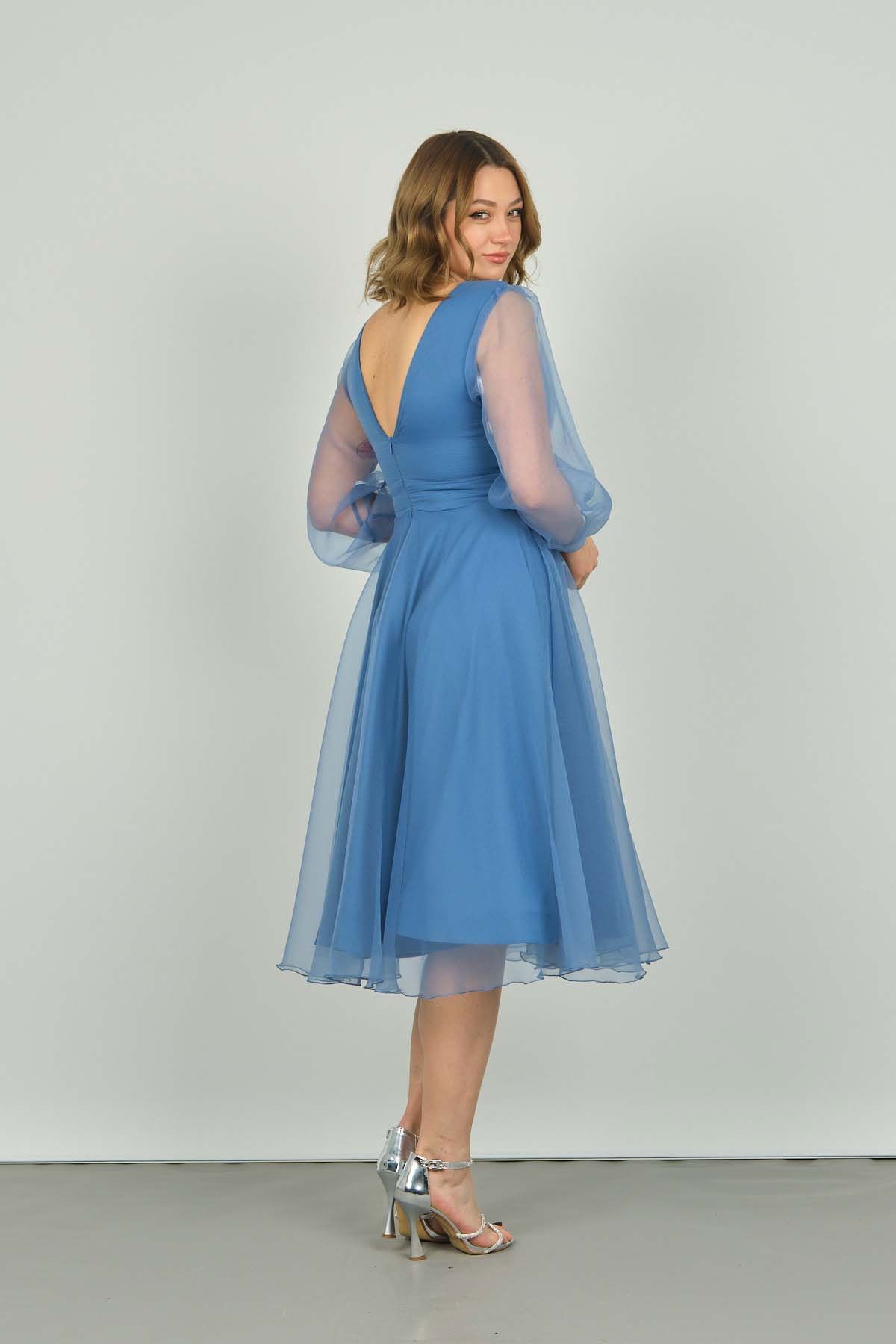 Doridorca Kadın Kolları ve Eteği Tül V Yaka Midi Boy Abiye Elbise 3037 Indigo - 5