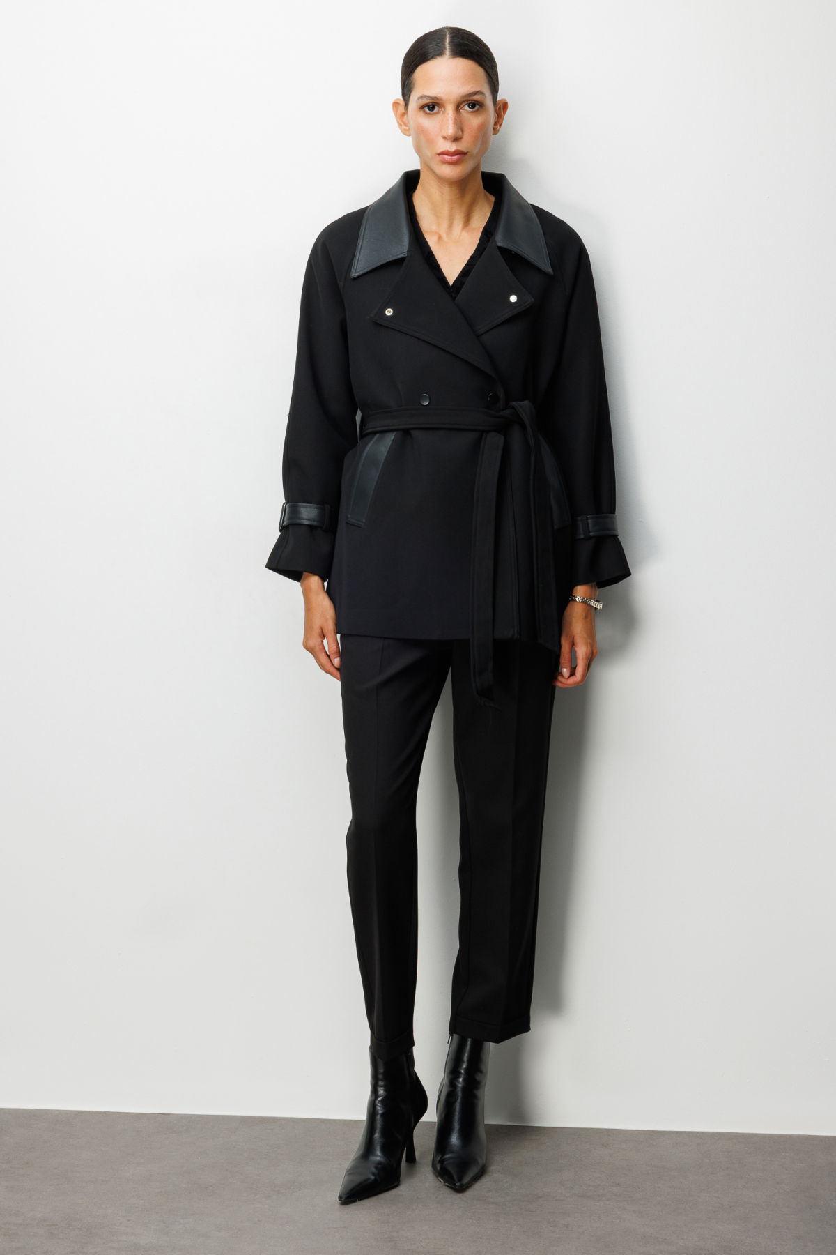 Ekol Kadın Apoletli Deri Detaylı Trenç 7905 Siyah - 3