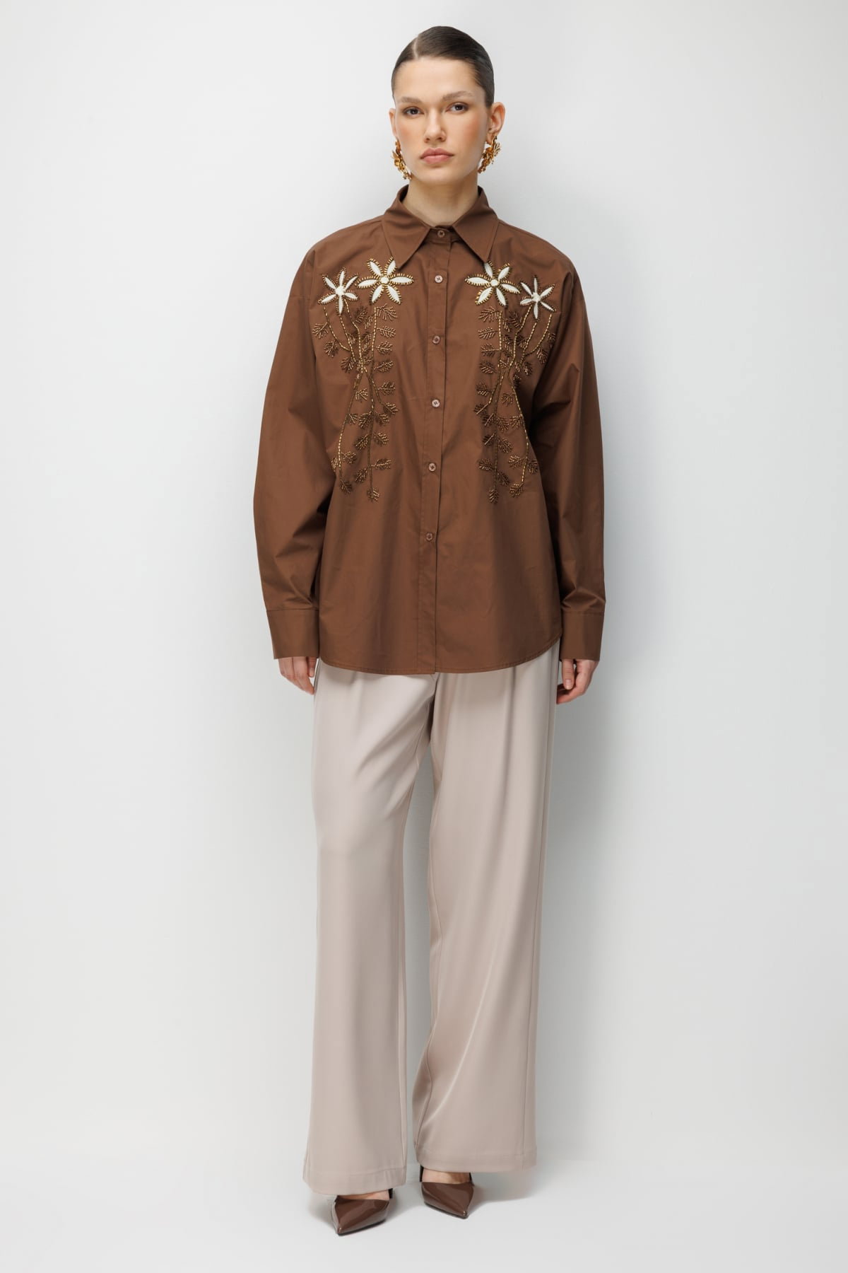 Ekol Kadın Boncuklu Çiçek İşlemeli Pamuk Gömlek 2810 Kakao - 4