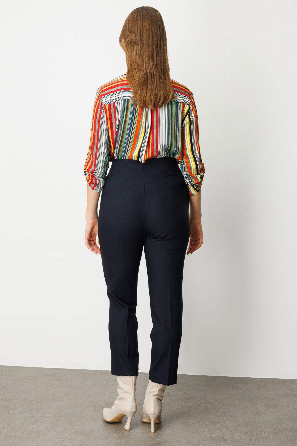 Ekol Kadın Büyük Beden Beli Kalın Lastikli Boru Paça Pantolon 1111 Lacivert - 4