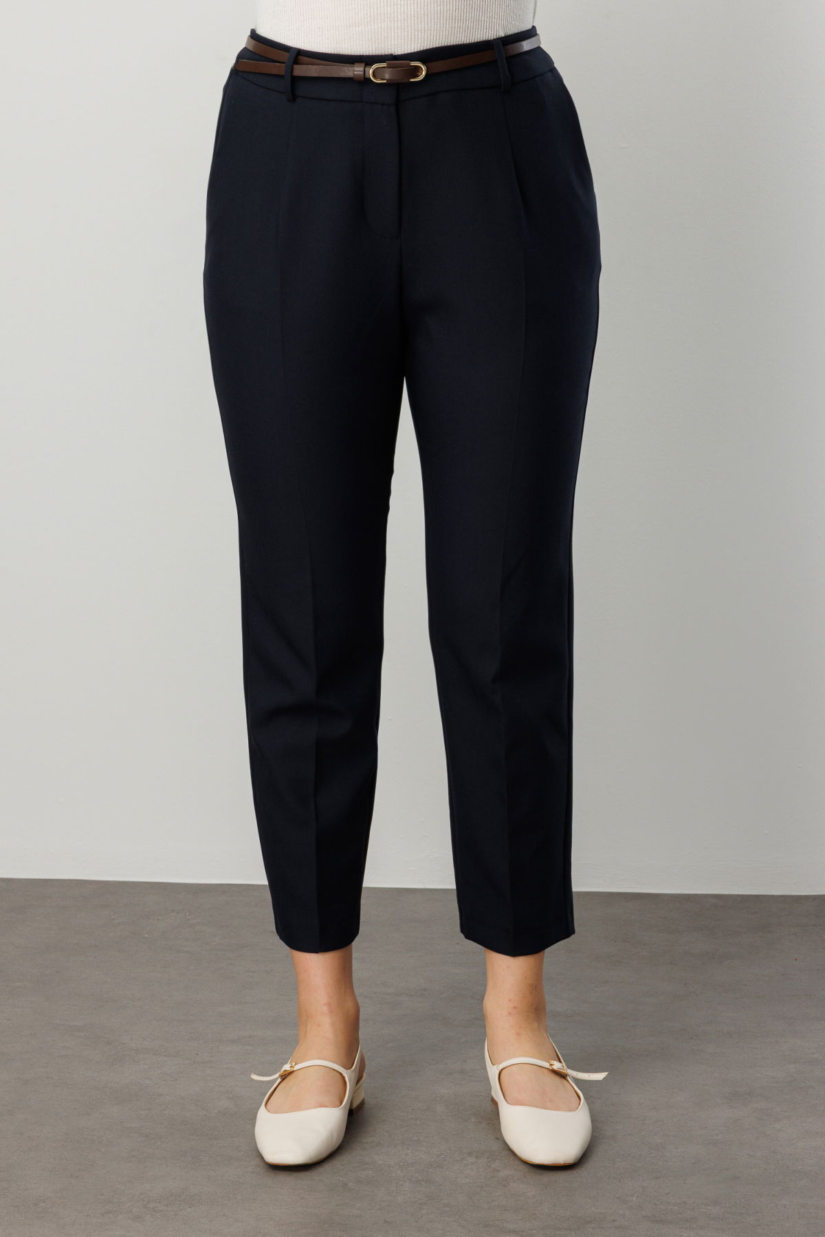 Ekol Kadın Büyük Beden Beli Kemerli Dar Paça Pantolon 1015 Lacivert - 3