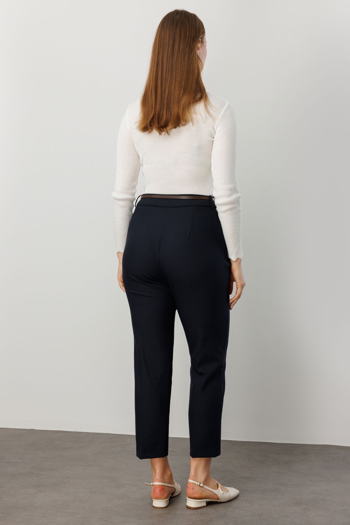 Ekol Kadın Büyük Beden Beli Kemerli Dar Paça Pantolon 1015 Lacivert - 4