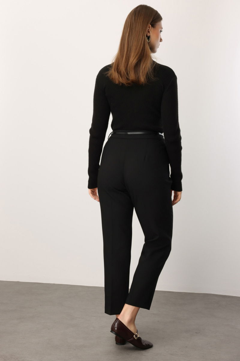 Ekol Kadın Büyük Beden Beli Kemerli Dar Paça Pantolon 1015 Siyah - 4
