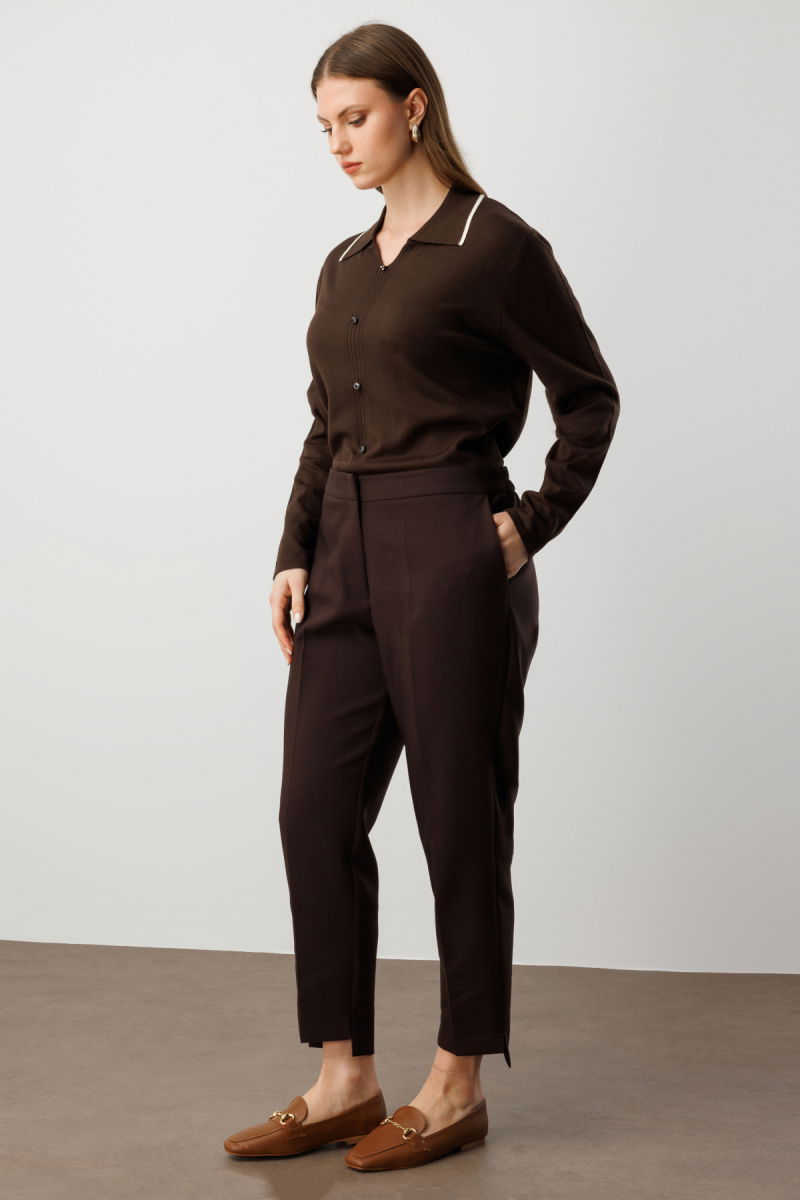 Ekol Kadın Büyük Beden Beli Lastikli Dar Paça Kumaş Pantolon 5531 Kahverengi - Ekol