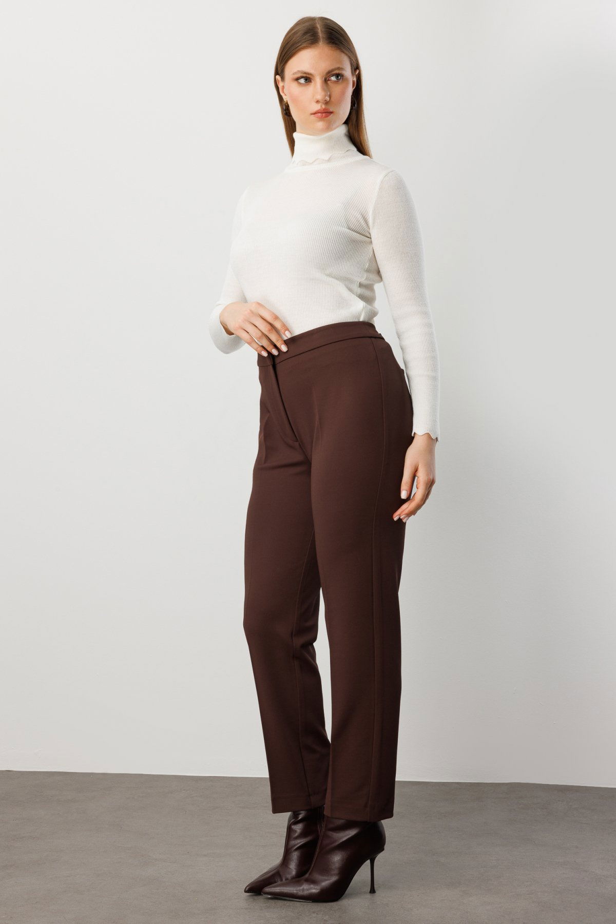 Ekol Kadın Büyük Beden Dar Paça Cepsiz Pantolon 1025 Kahverengi - 2