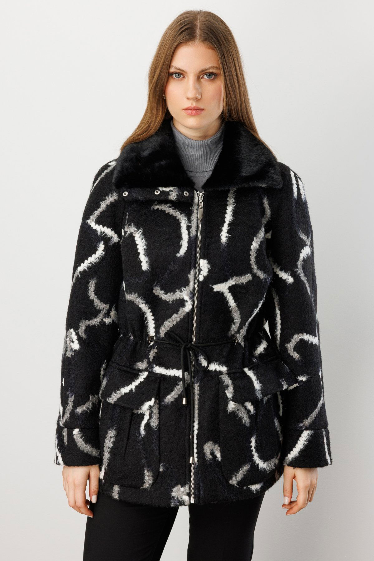 Ekol Kadın Büyük Beden Kapak Cepli Desenli Kaban 6301 Siyah - 2