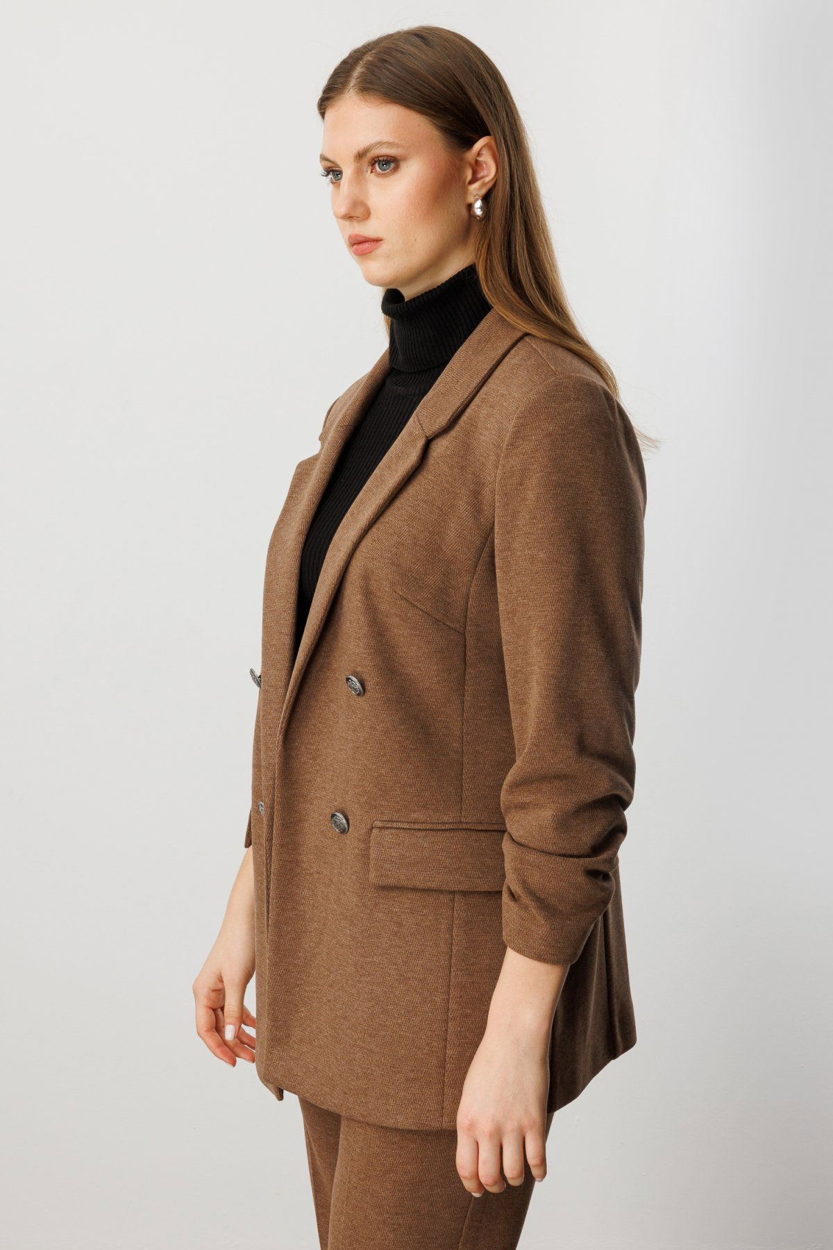 Ekol Kadın Büyük Beden Kolu Büzgülü Kapak Cepli Ceket 5587 Camel - 2