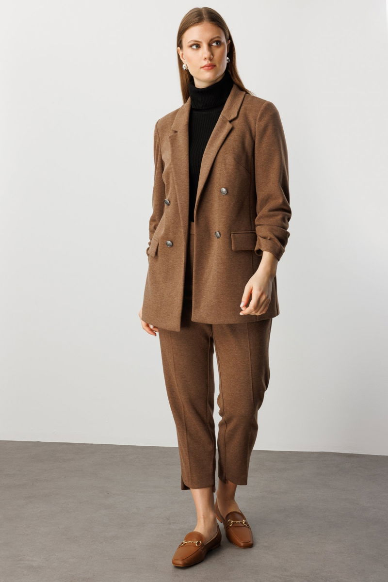 Ekol Kadın Büyük Beden Kolu Büzgülü Kapak Cepli Ceket 5587 Camel - 3