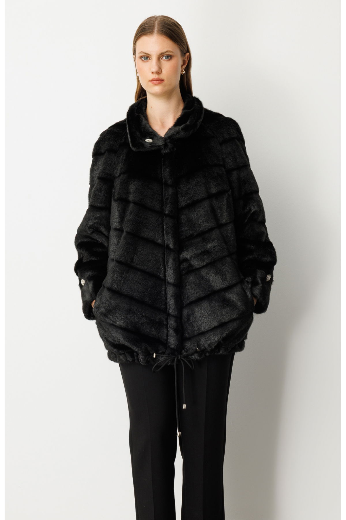 Ekol Kadın Büyük Beden Metal Aksesuarlı Peluş Kaban 6305 Siyah - 4