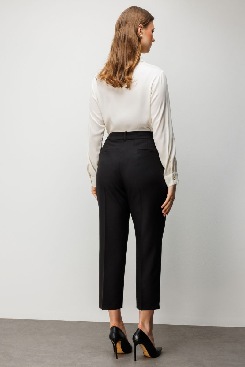 Ekol Kadın Büyük Beden Metal Aksesuarlı Yan Cepli Pantolon 4006 Siyah - 4