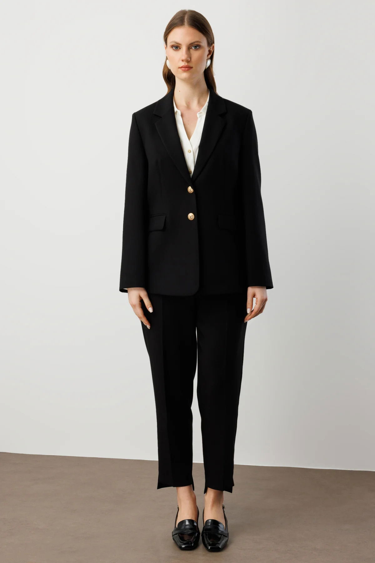 Ekol Kadın Büyük Beden Omzu Vatkalı Kapak Cepli Ceket 5529 Siyah - 3