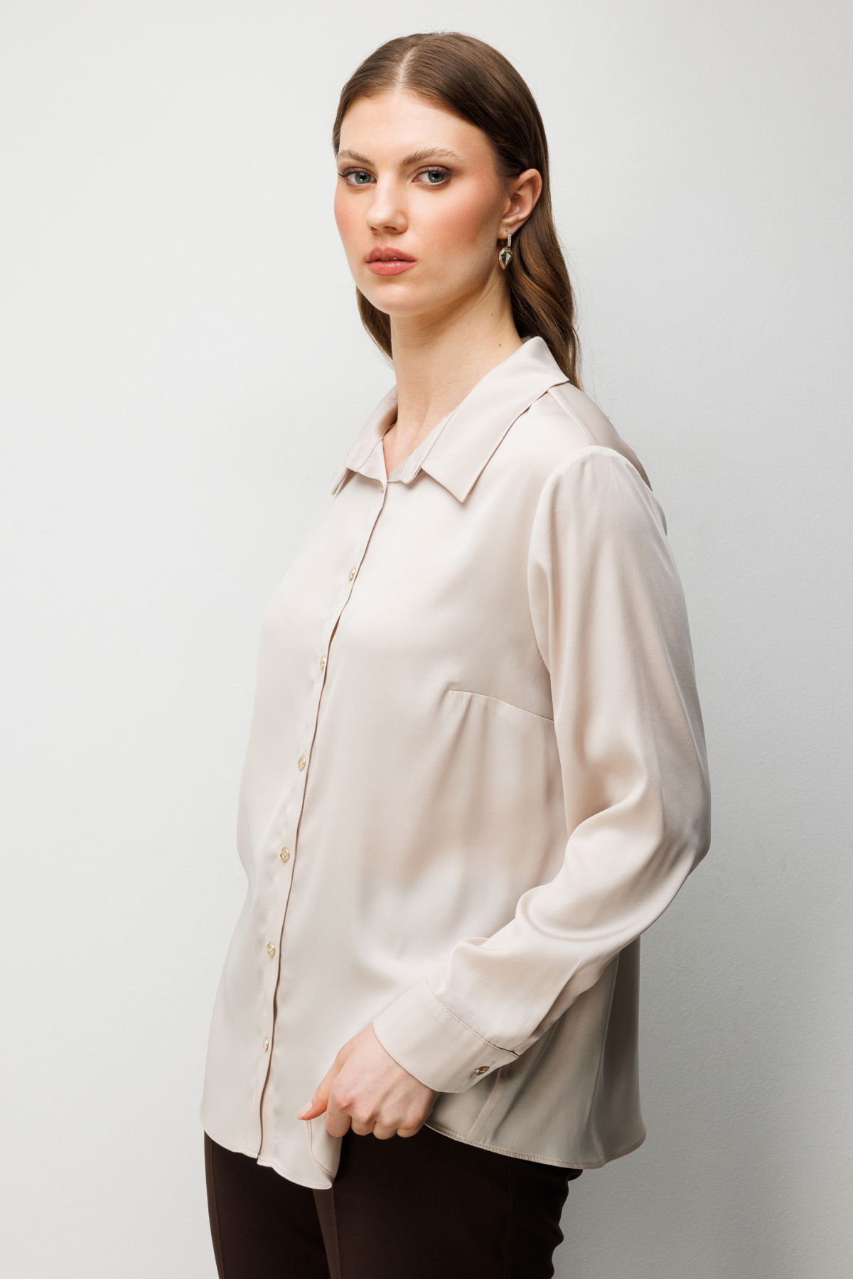 Ekol Kadın Büyük Beden Saten Görünümlü Gömlek 2502 Bej - 2
