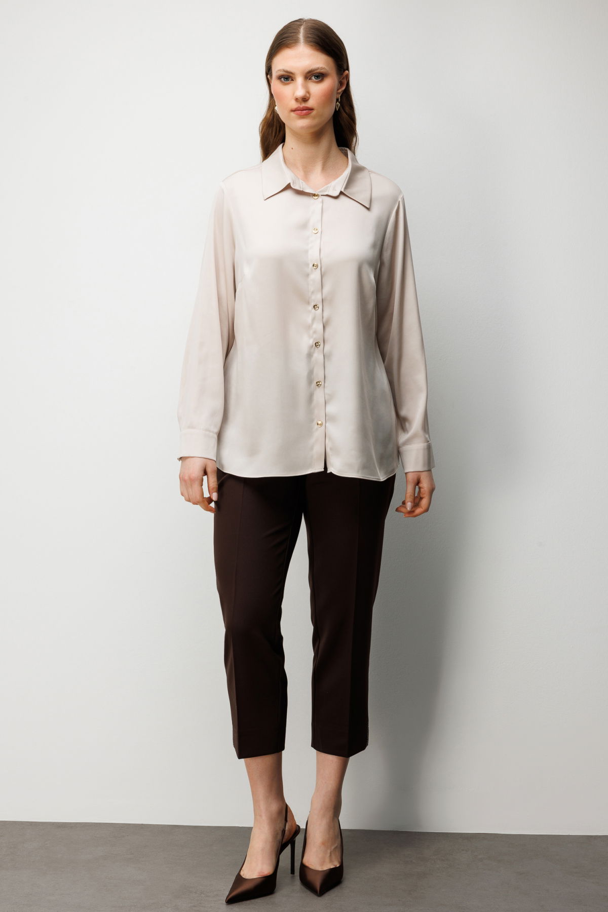 Ekol Kadın Büyük Beden Saten Görünümlü Gömlek 2502 Bej - 3