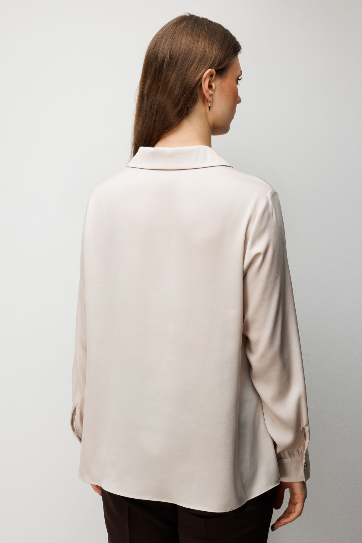Ekol Kadın Büyük Beden Saten Görünümlü Gömlek 2502 Bej - 4