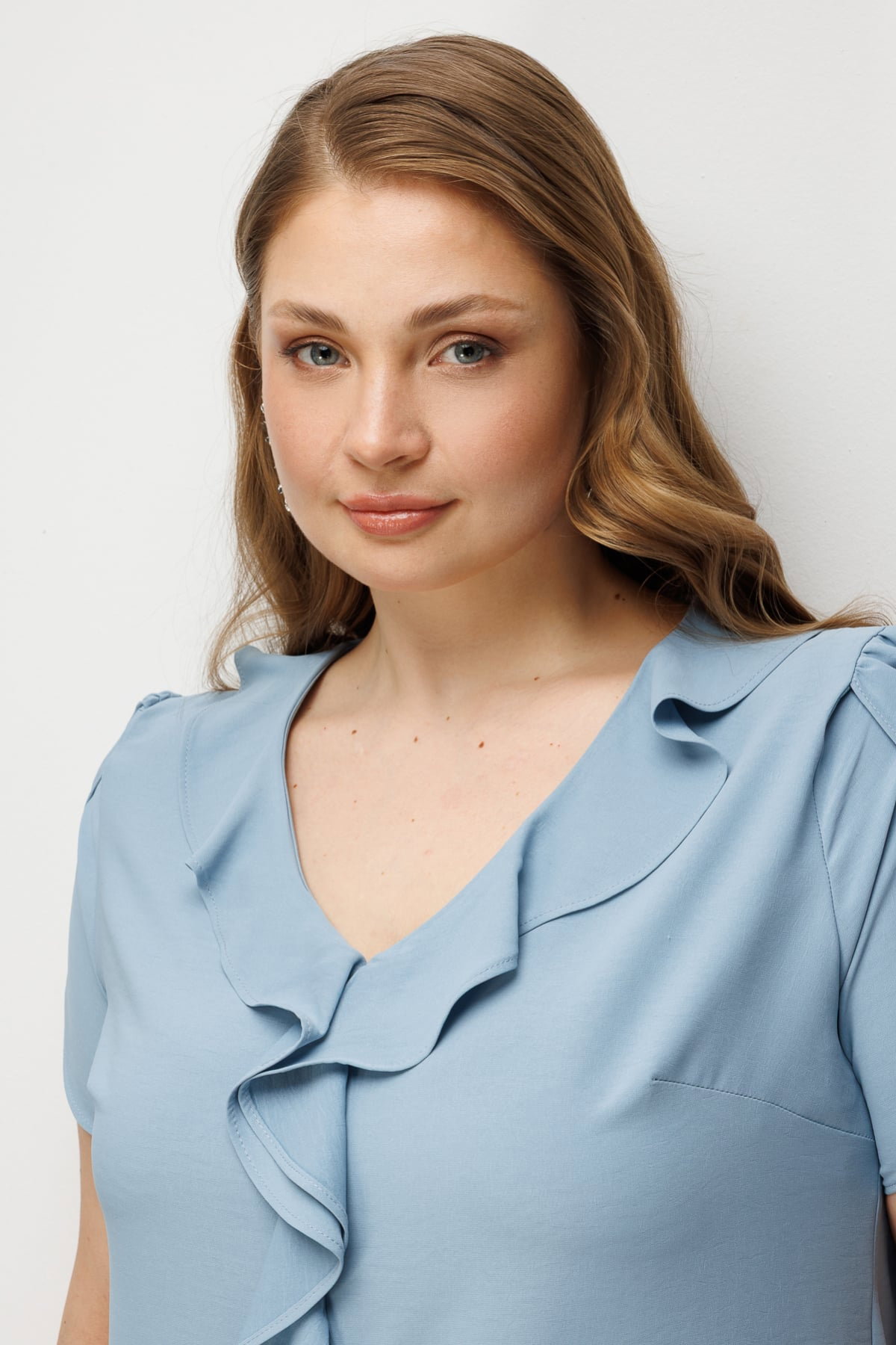 Ekol Kadın Büyük Beden V Yaka Fırfır Detaylı Bluz 2550 Mavi - 3