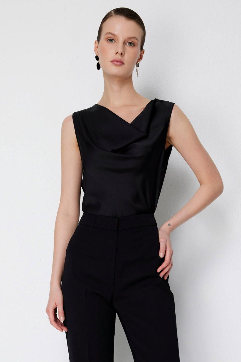 Ekol Kadın Degaje Yaka Kolsuz Bluz 2014 Siyah - 2