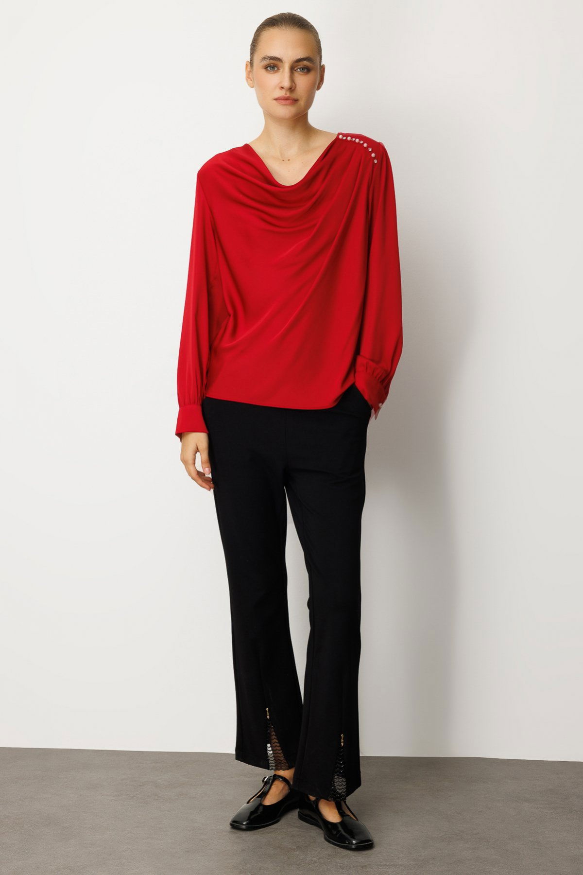Ekol Kadın Degaje Yaka Saten Bluz 3019 Kırmızı - 3