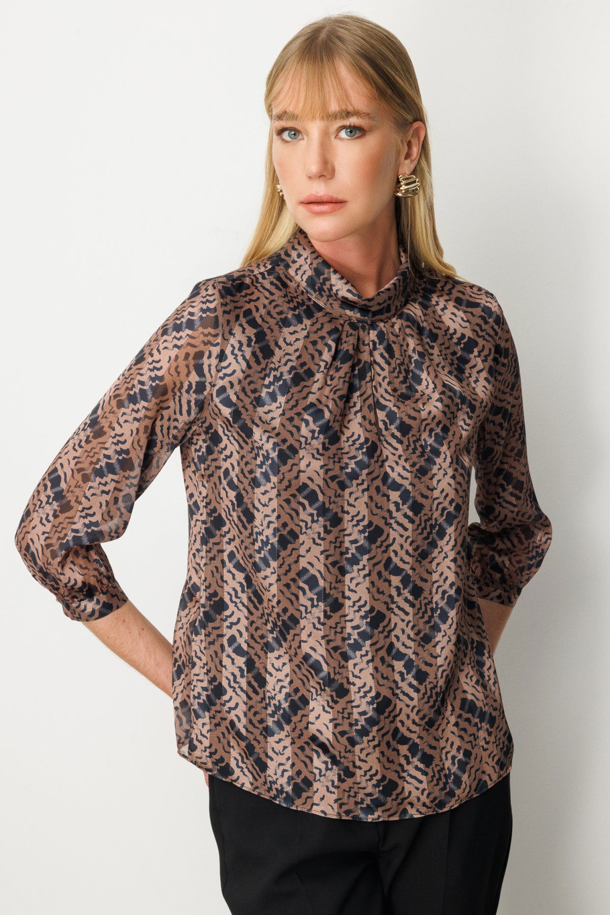 Ekol Kadın Göğsü Pencere Detaylı Desenli Bluz 3053 Kahverengi - 2