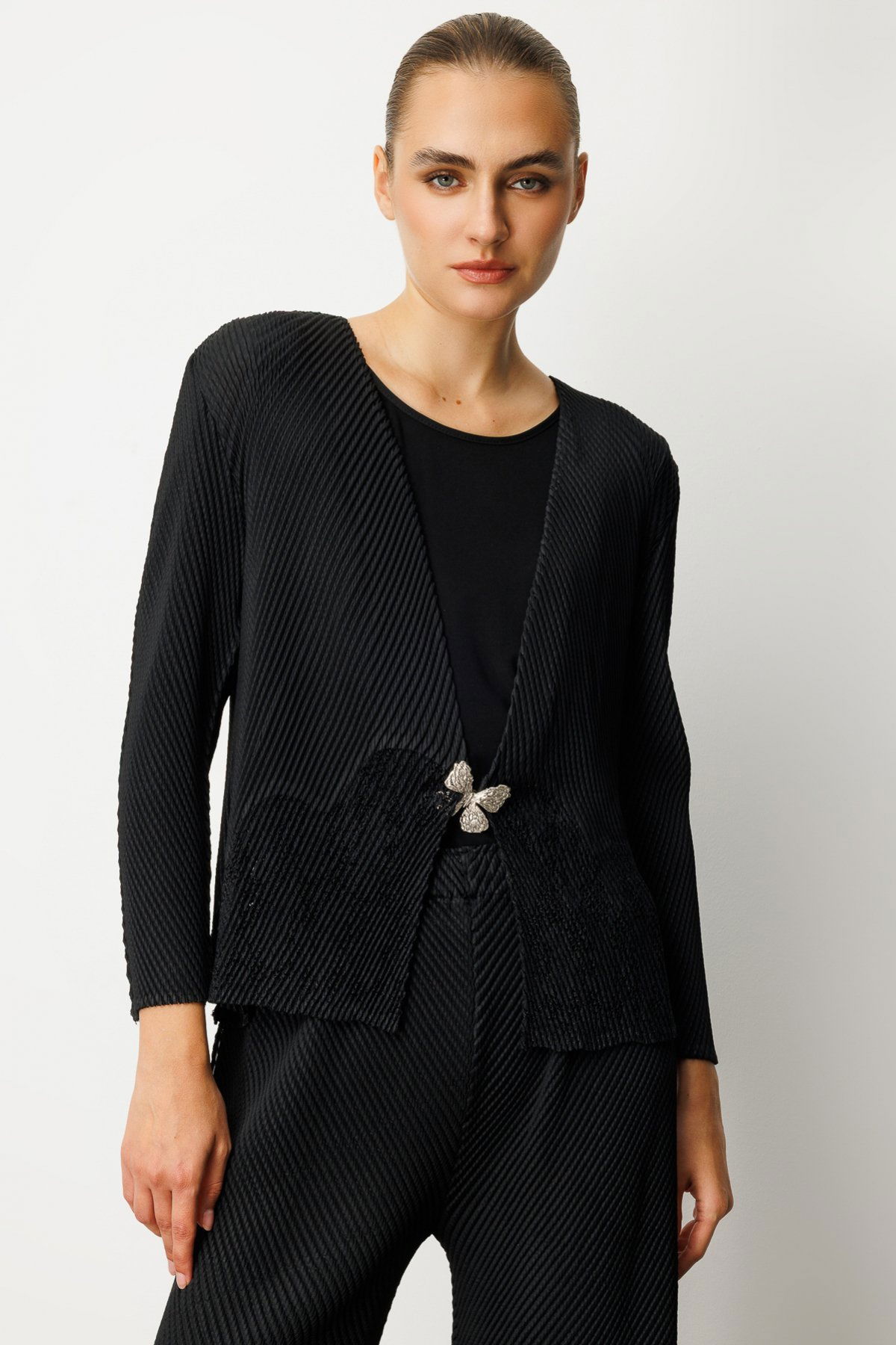 Ekol Kadın Kelebek Düğmeli Akordiyon Kumaş Hırka 5901 Siyah - 1