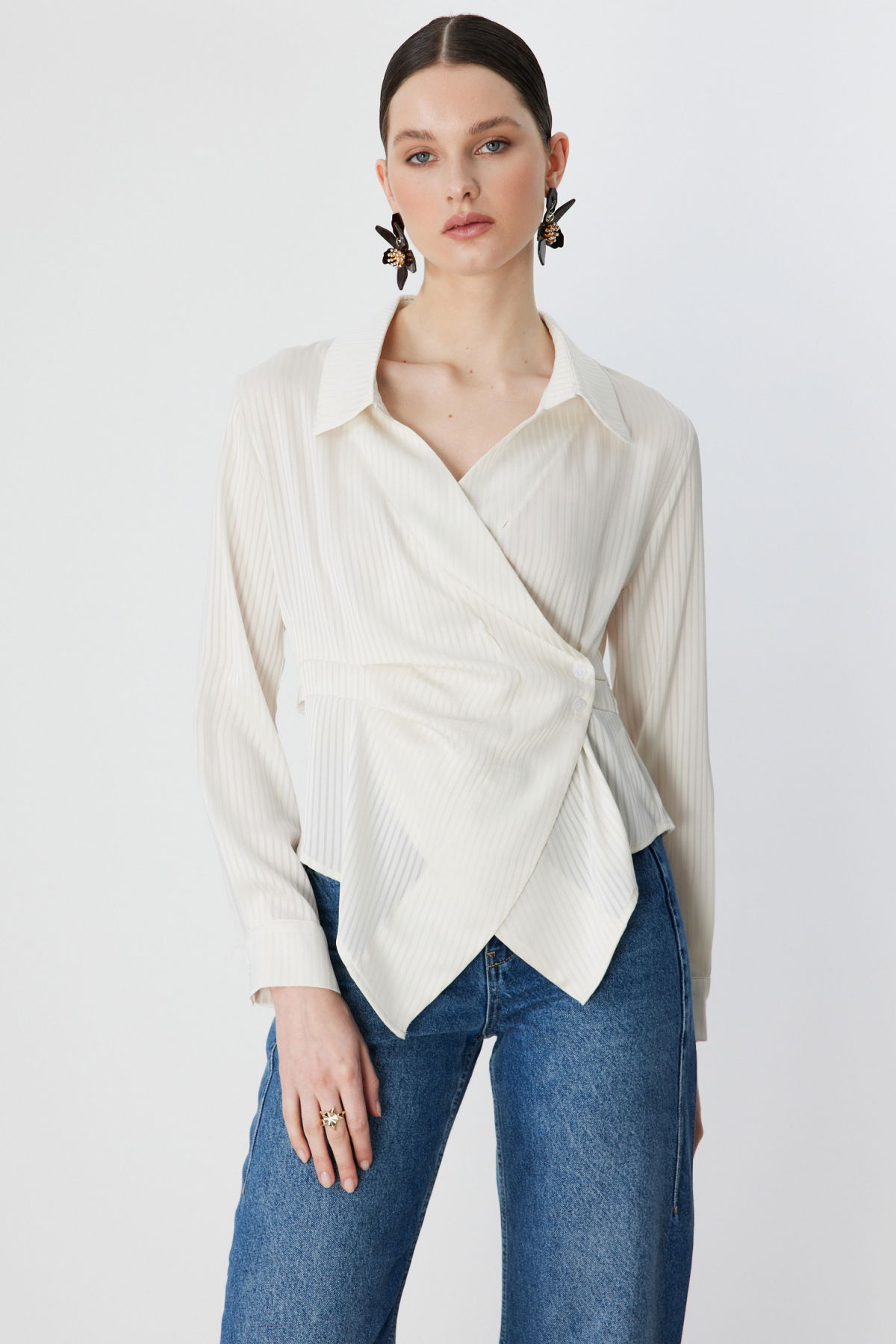 Ekol Kadın Kendinden Çizgili Kruvaze Gömlek 2826 Ekru - 2