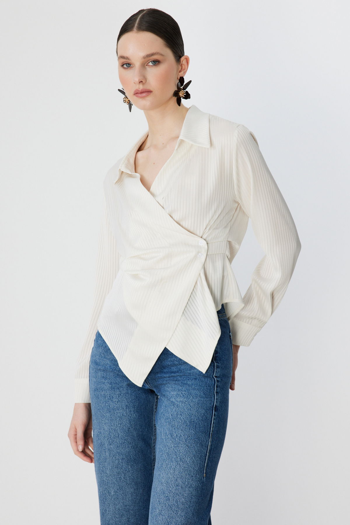 Ekol Kadın Kendinden Çizgili Kruvaze Gömlek 2826 Ekru - 3