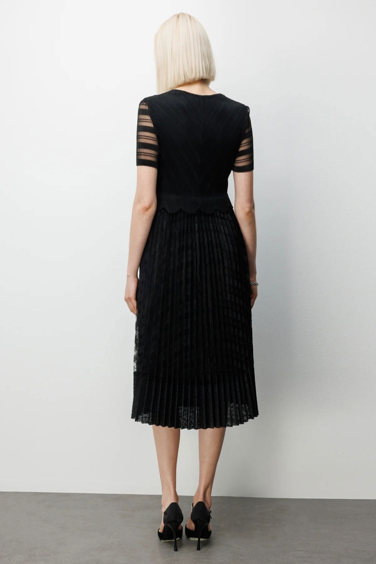 Ekol Kadın Süs Düğmeli Akordiyon Kumaş Elbise 6920 Siyah - 4