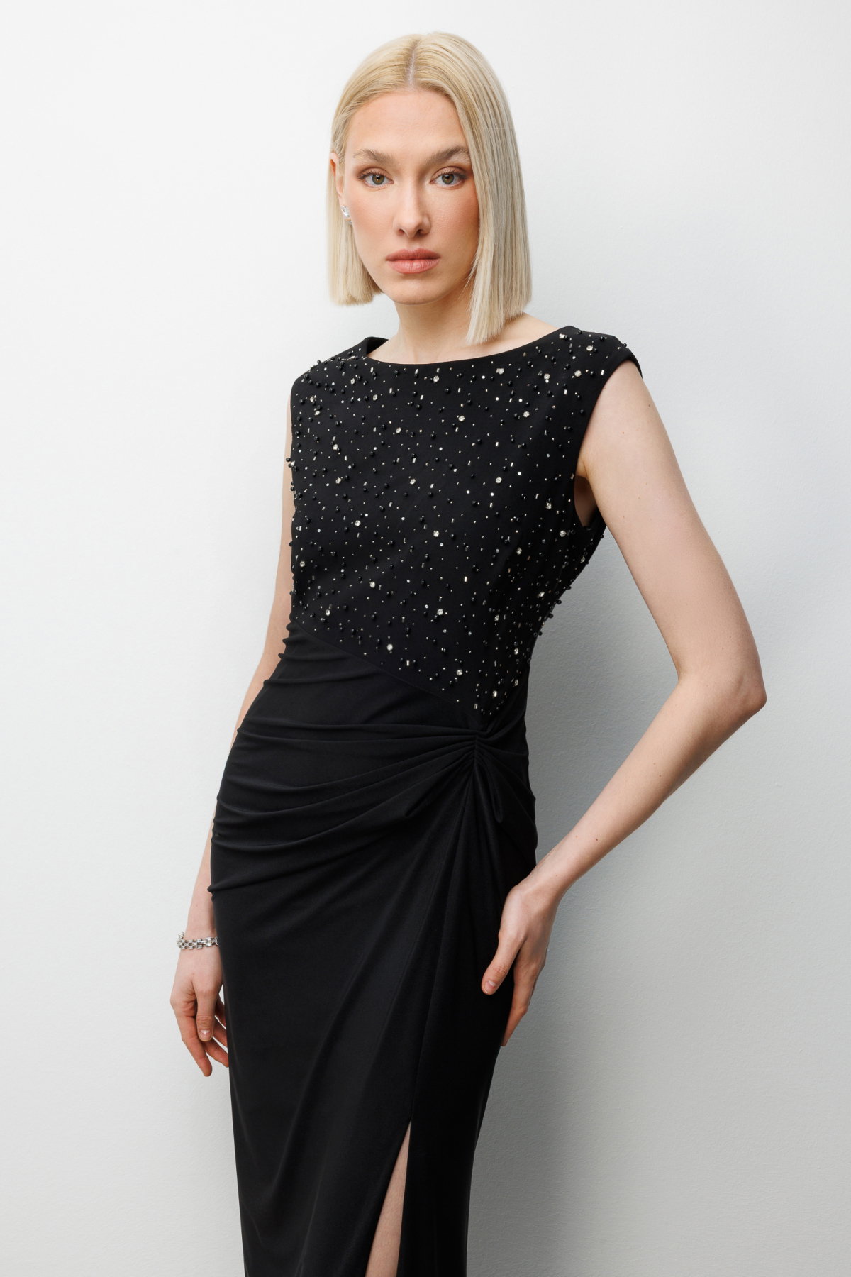 Ekol Kadın Taş İşlemeli Yırtmaç Detaylı Maxi Abiye Elbise 6100 Siyah - 3