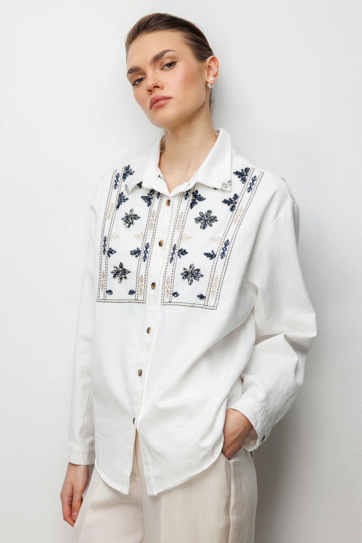Ekol Kadın Taşlı Desen İşlemeli Pamuklu Gömlek 2914 Ekru - 1