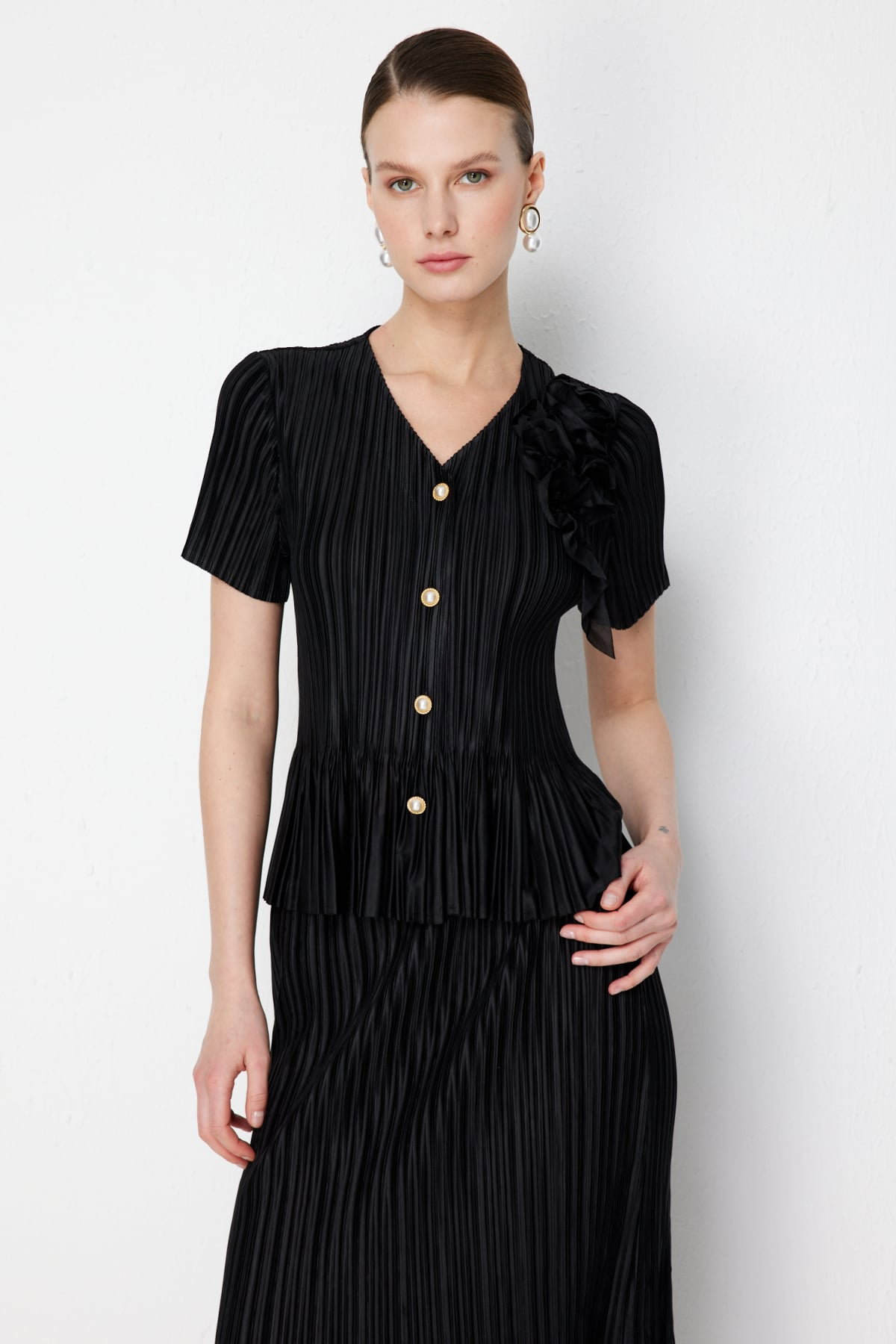 Ekol Kadın Yakası Çiçekli V Yaka Bluz 2882 Siyah - 1