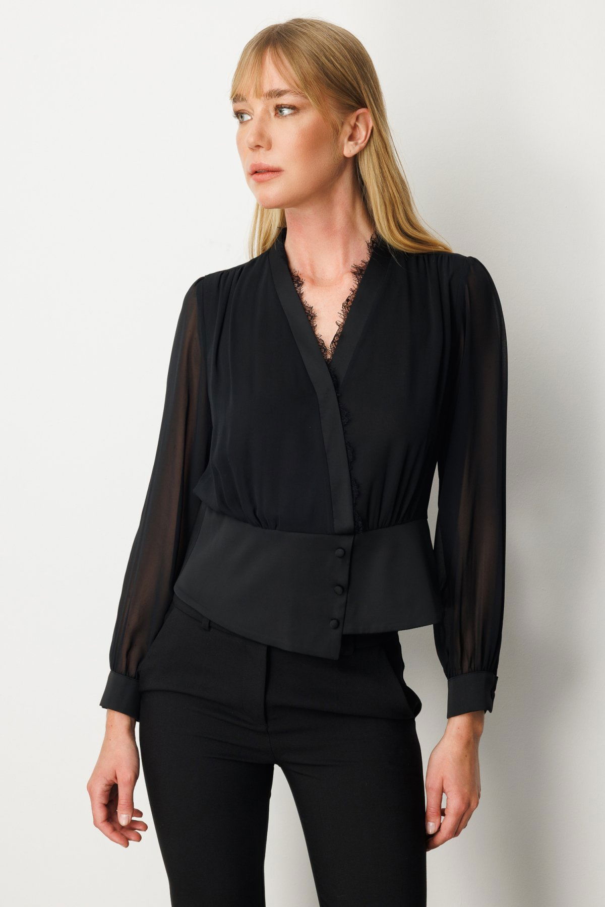 Ekol Kadın Yakası Dantel Detaylı Kruvaze Bluz 3023 Siyah - 2