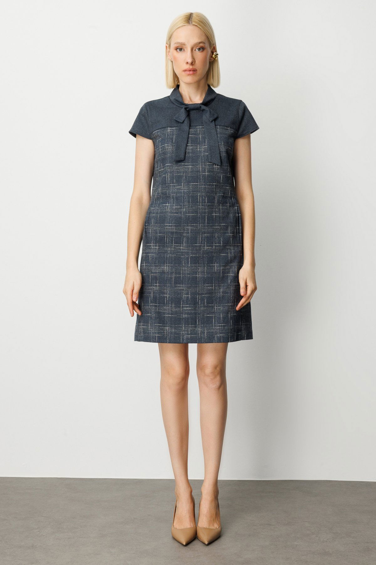 Ekol Kadın Yakası Fiyonk Detaylı Desenli Elbise 4019 Lacivert - 4