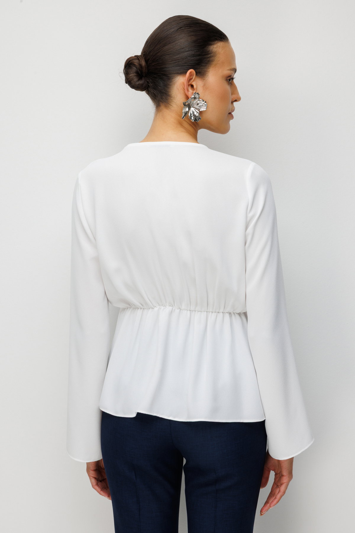 Ekol Kadın Yakası Fularlı Dikiş Detaylı Bluz 2036 Ekru - 4