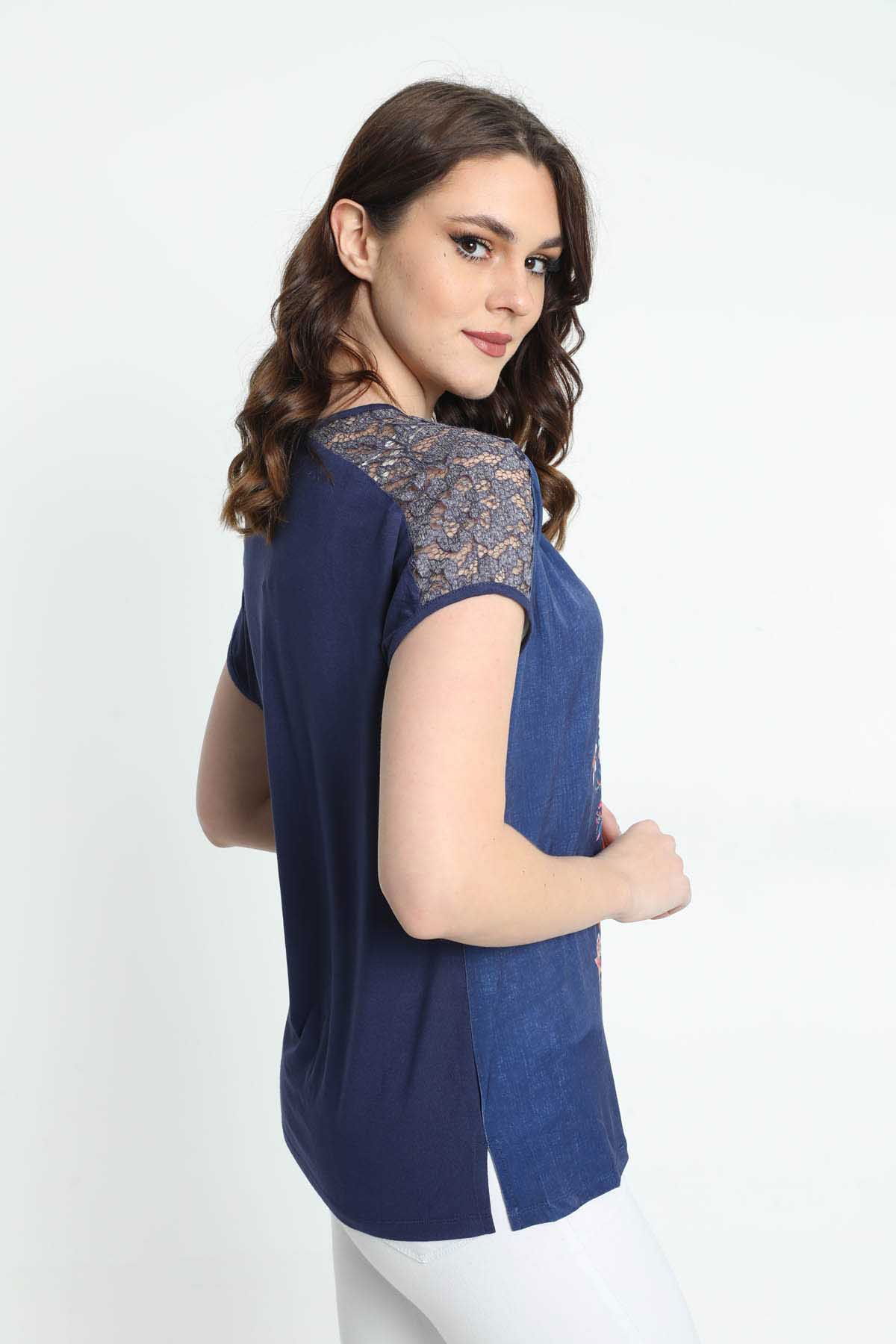 Ella Camelia Kadın Omzu Dantelli Çiçek Desenli Bluz 5010050 Lacivert - 5