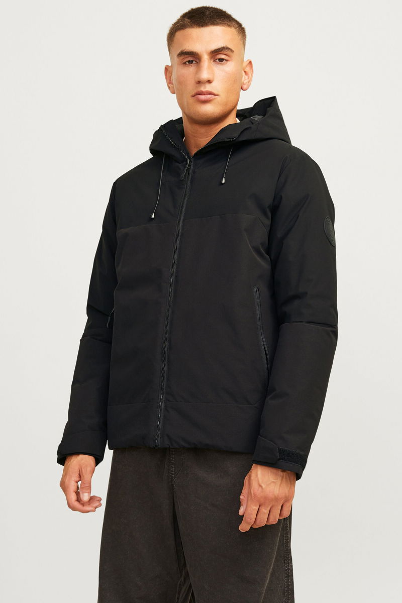 Jack & Jones Erkek Jcoaıden Kapüşonlu Suya Dayanıklı Softshell Mont 12260486 Siyah 