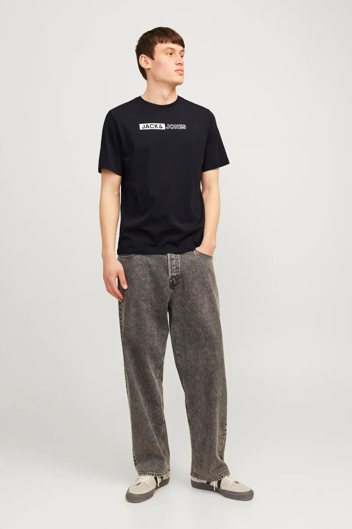 Jack & Jones Erkek Jjecorp Logo Detaylı Kısa Kollu %100 Pamuk T-Shirt 12233999 Black - 3