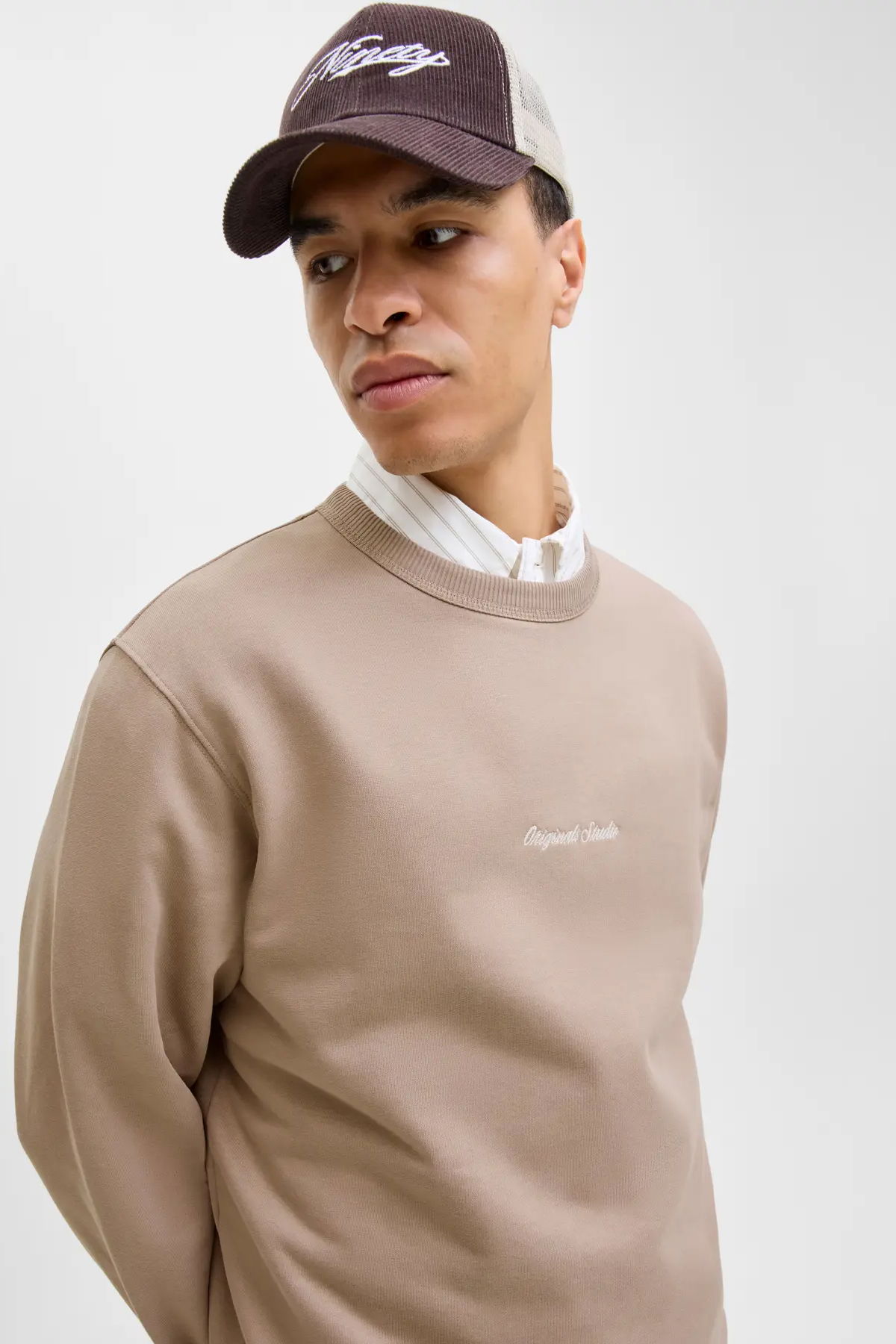 Jack & Jones Erkek Jornorrebro Rahat Kalıp Bisiklet Yaka Sweatshirt 12282893 Mocha - 3
