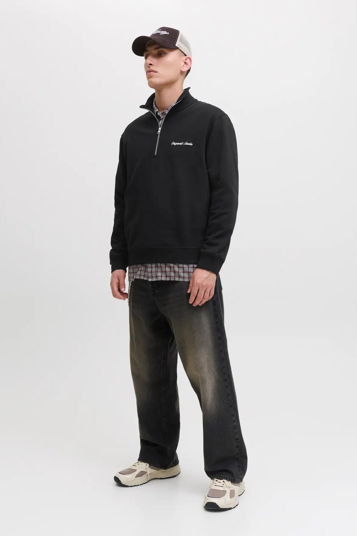 Jack & Jones Erkek Jornorrebro Yarım Fermuarlı Dik Yaka Sweatshirt 12282899 Siyah - 4