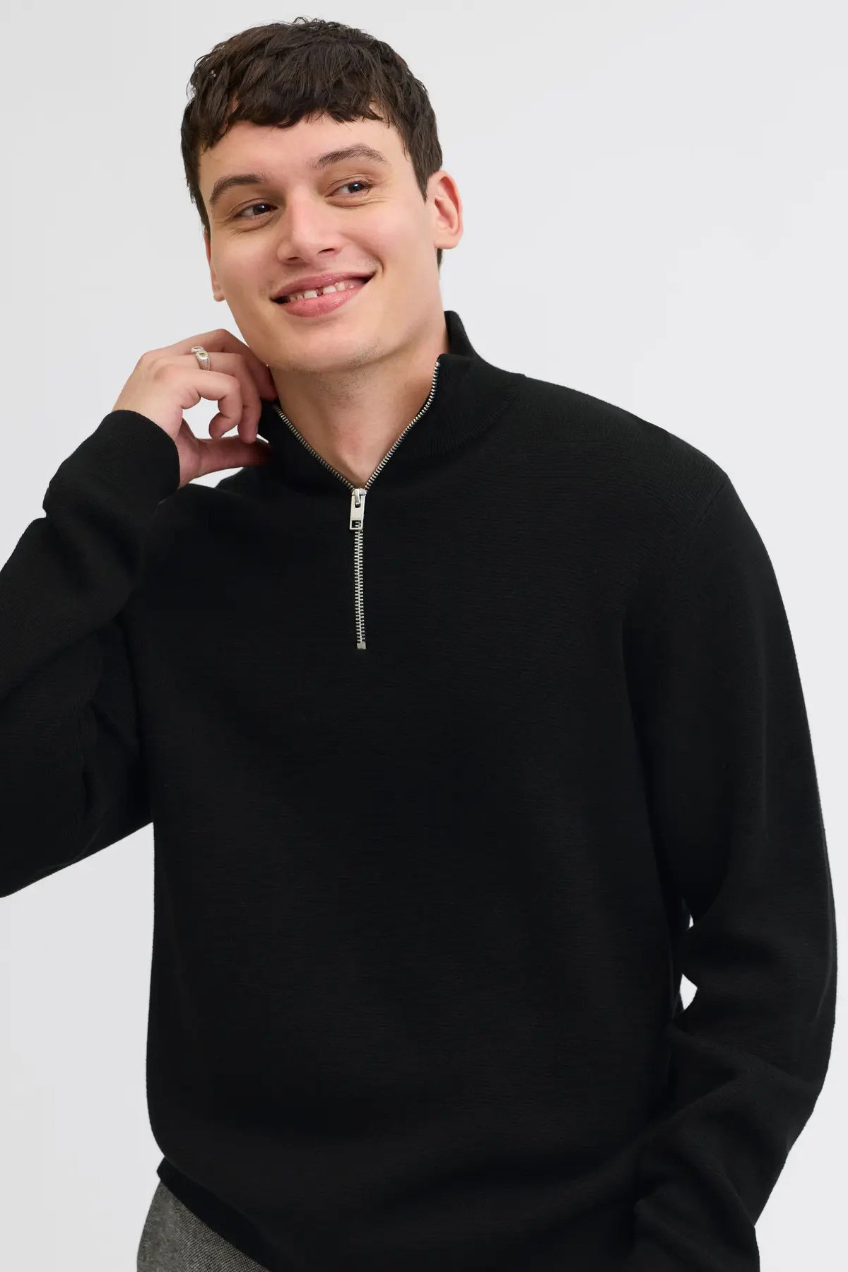 Jack & Jones Erkek Jprmılano Yarım Fermuarlı %100 Pamuk Örme Kazak 12259664 Siyah - 1