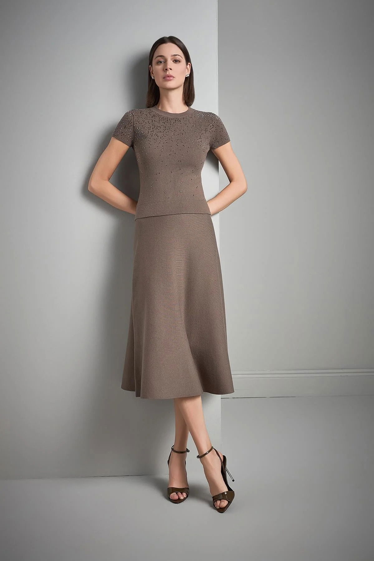 Join Us Kadın Beli Lastikli Kloş Midi Triko Etek W050 Kahverengi - 4