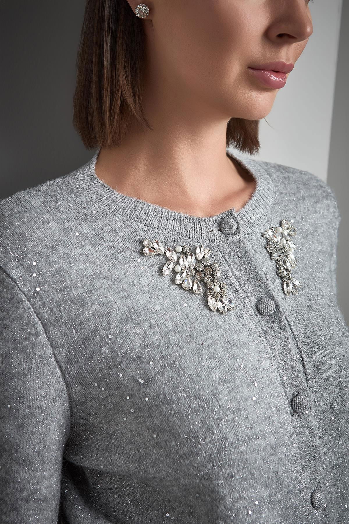 Join Us Kadın El İşi Taş İşlemeli Düğme Detaylı Triko Hırka W114 Gri - 3