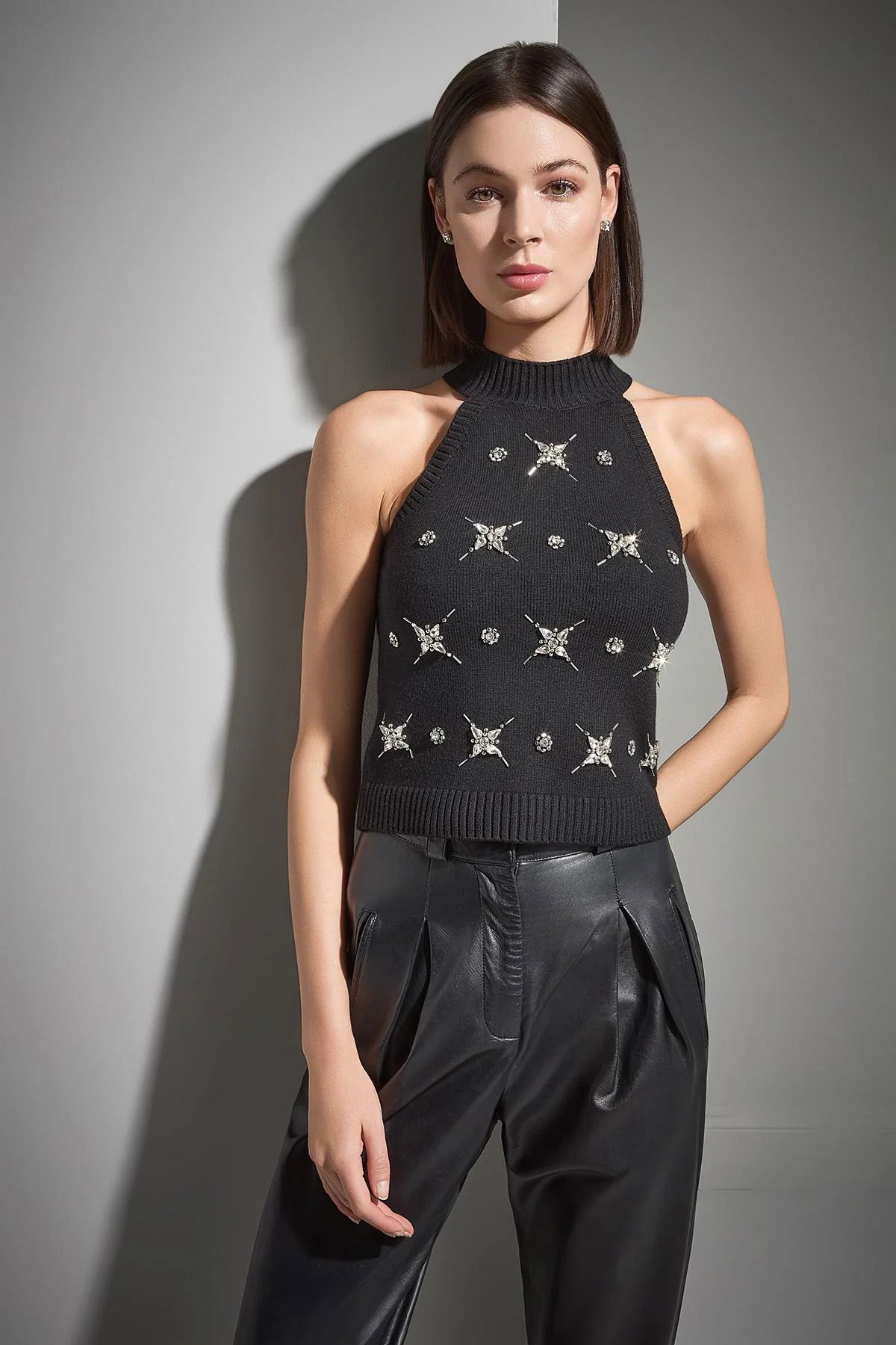 Join Us Kadın El İşi Taş İşlemeli Halter Yaka Triko Bluz W104 Siyah - 2