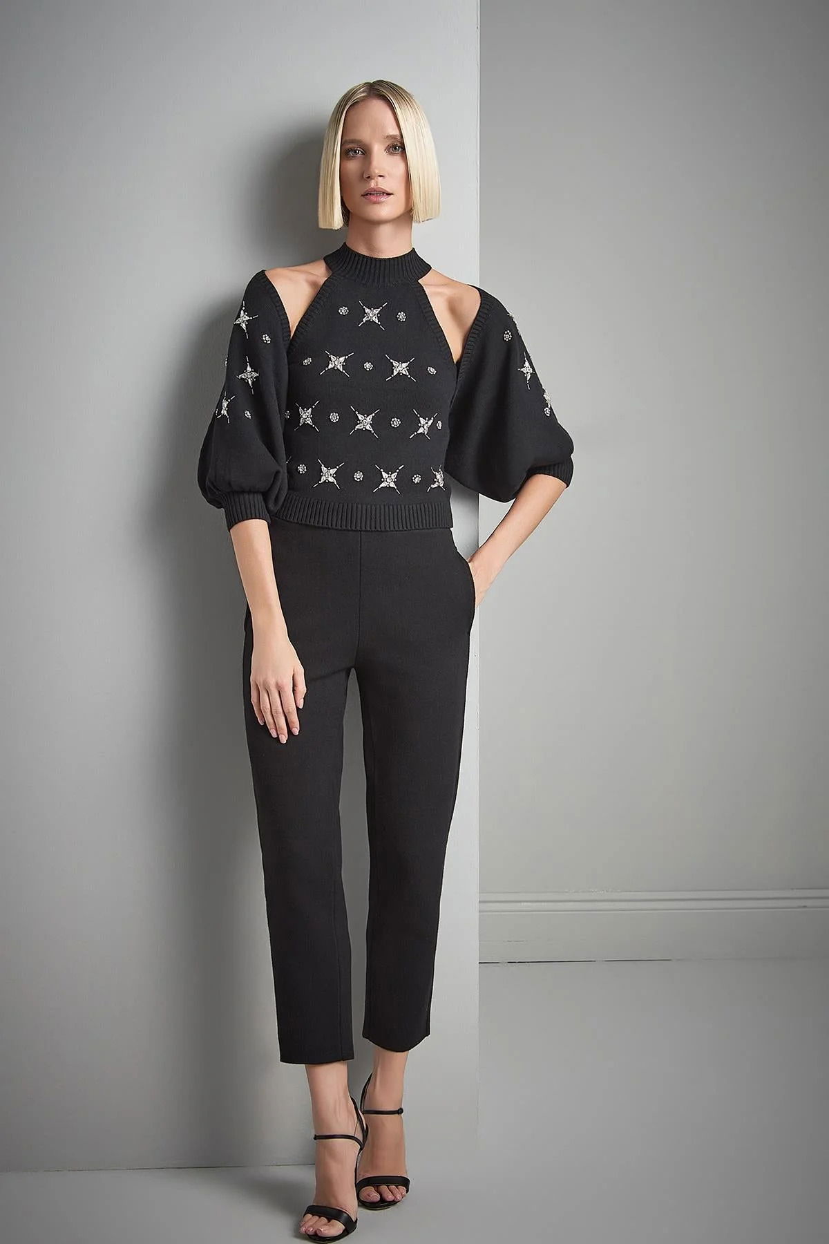 Join Us Kadın El İşi Taş İşlemeli Triko Hırka W105 Siyah - 1